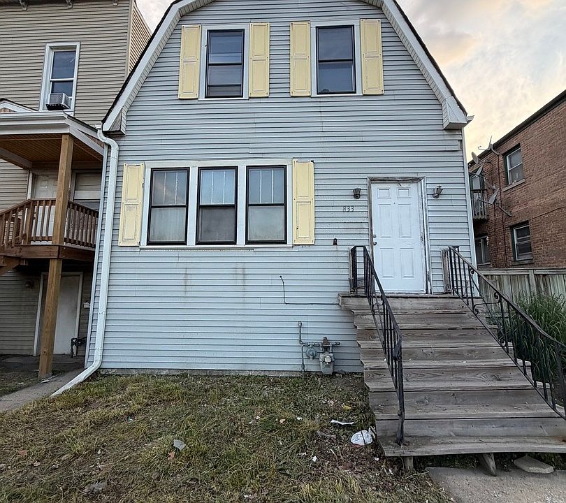 1st image of 833 Harlem Ave