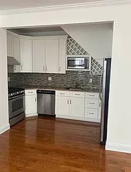 Rented by Hudson Exclusive Inc