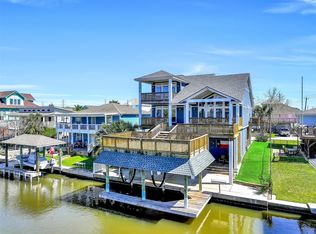 12836 E Madrid Rd, Galveston, TX 77554