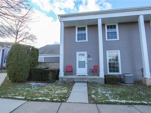 23585 Stonehenge Blvd #1, Novi, MI 48375