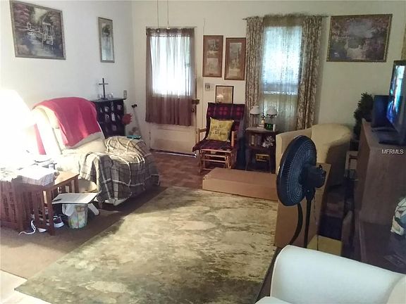 4th image of 11 N Pasco Ave