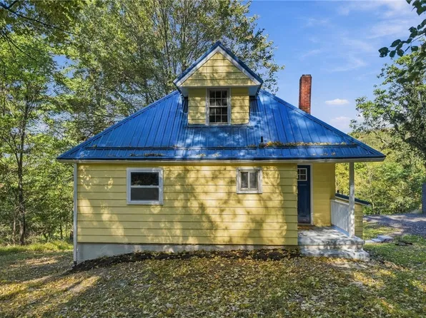 980 Old Coal Hollow Rd, Verona, PA 15147