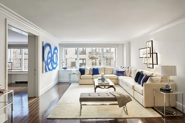 Sold by Warburg | media 15