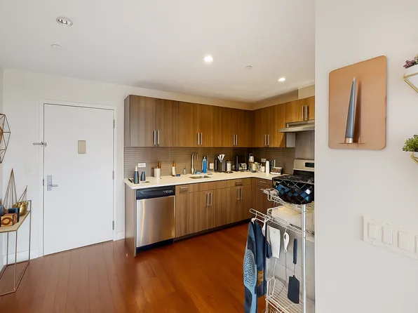 12-15 Broadway image 5 of 24