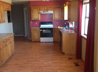 1302 N Prouty Ave, Watonga, OK 73772