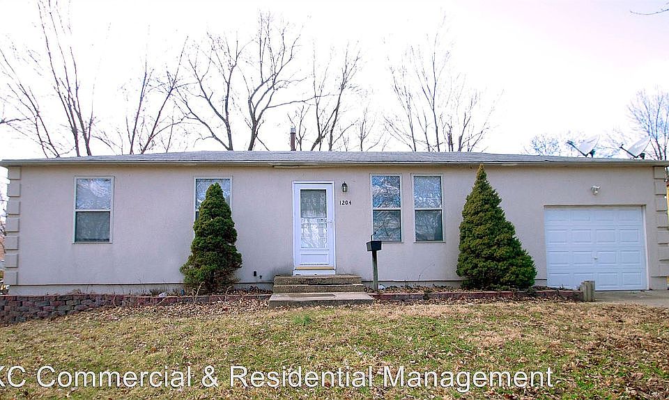 1st image of 1204 N Vista Dr