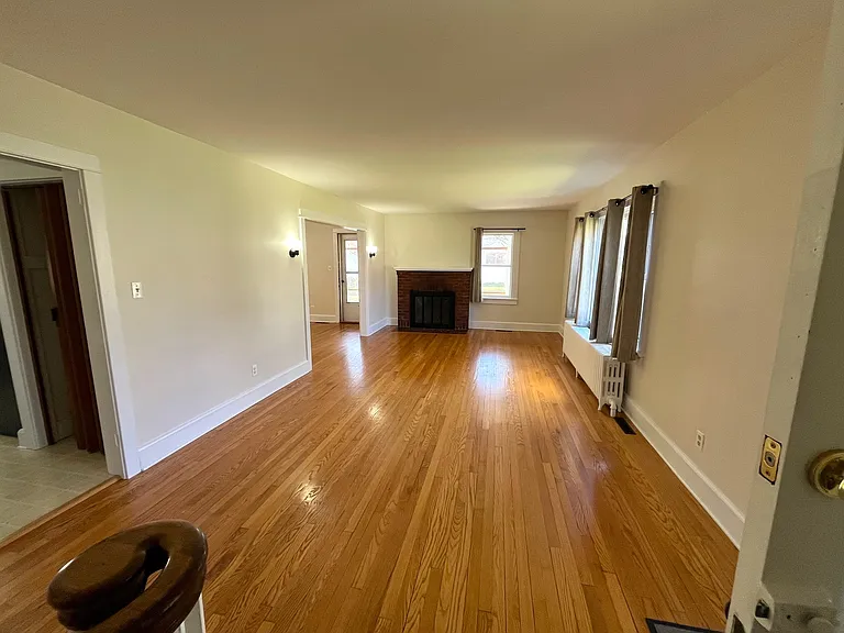 201 N American Ave — Photo 7