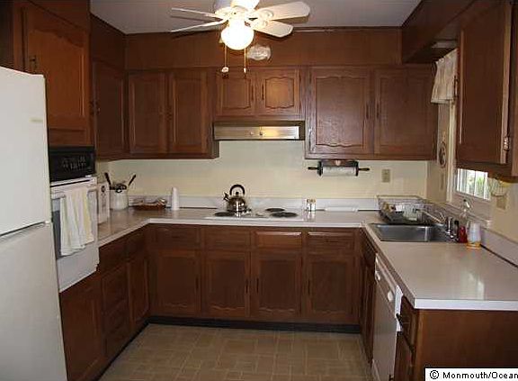 2nd image of 967A Argyll Cir