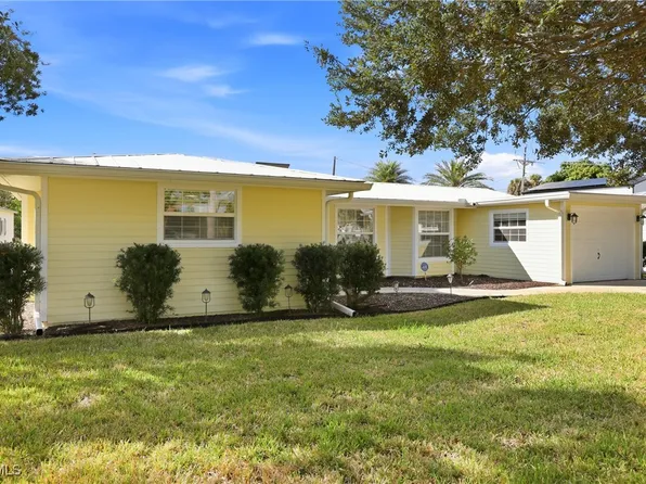 2263 Club House Rd, North Fort Myers, FL 33917