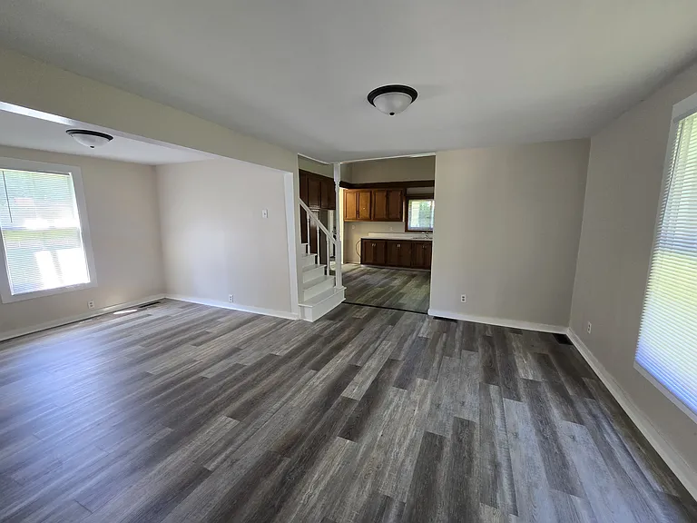 2019 Catalpa St — Photo 6