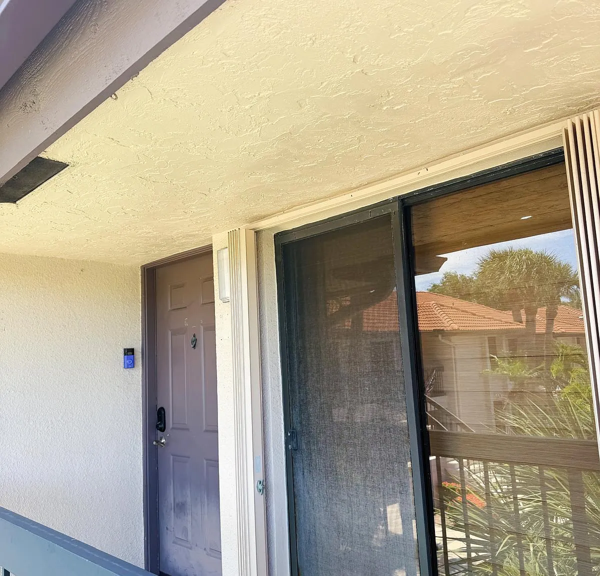 2 bed, 2.0 bath, 1200 sqft, $2,300 — Photo 2