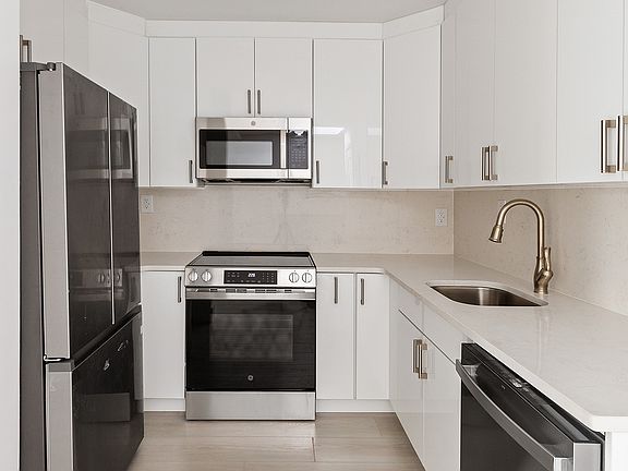 5th image of 392 5th Ave #3A