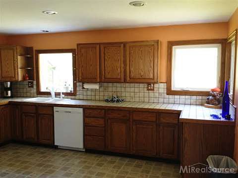 4th image of 541 Elkinford Dr