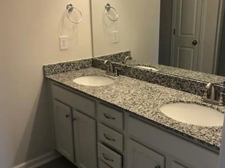 8171 Sheffield Dr — Photo 11