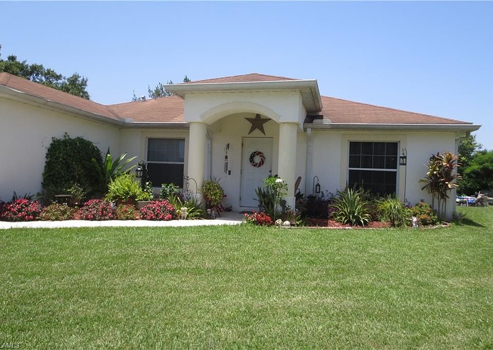 1st image of 2711 Parkview Dr