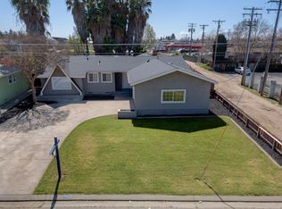 100 Hayes Dr, Turlock, CA 95382