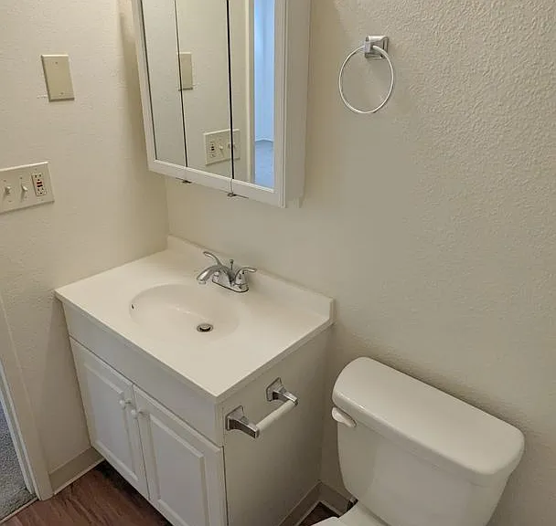 7815 NE 117th Ave — Photo 74