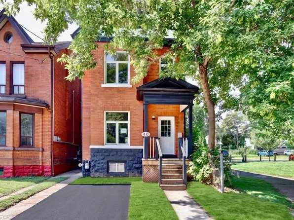 40 Century St, Hamilton, ON L8L 1V8
