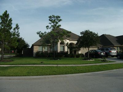 540 Hammersmith Ln, League City, TX, 77573