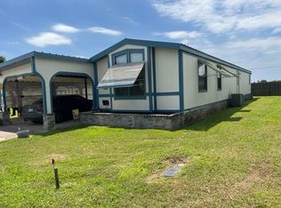 29 N Texoma St, Indian Lake, TX 78566