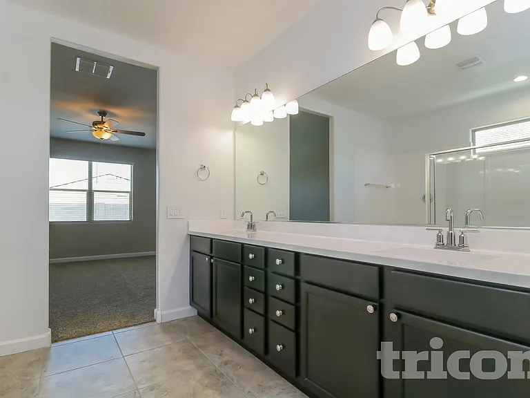 30361 W Crittenden Ln — Photo 9