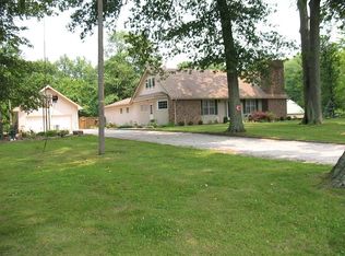3573 W Oregon Church Rd, Terre Haute, IN 47802