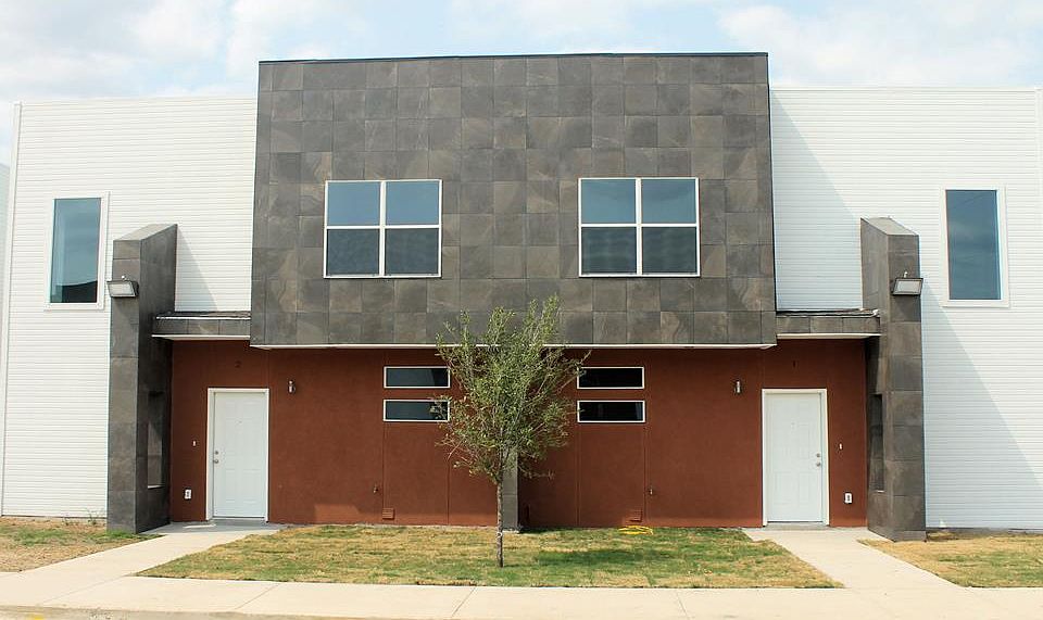 1st image of 2249 Basswood St