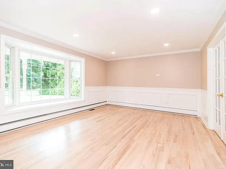38 Chestnut Valley Dr — Photo 16