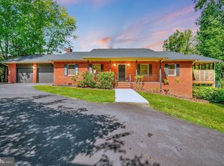 3405 Lakeview Pkwy, Locust Grove, VA 22508