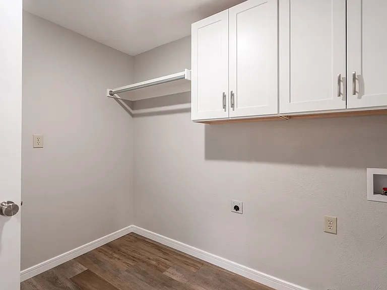 2809 Marmon Dr — Photo 36