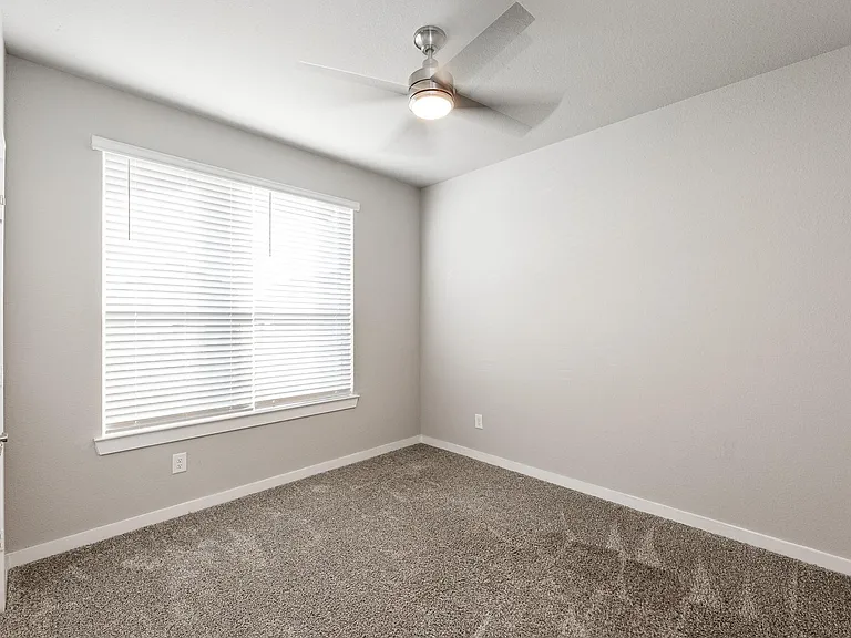 22806 Theodoli Dr — Photo 20