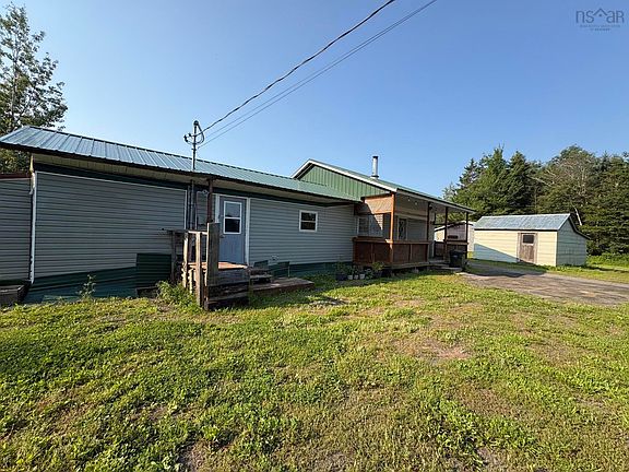 4th image of 110 Hall Rd