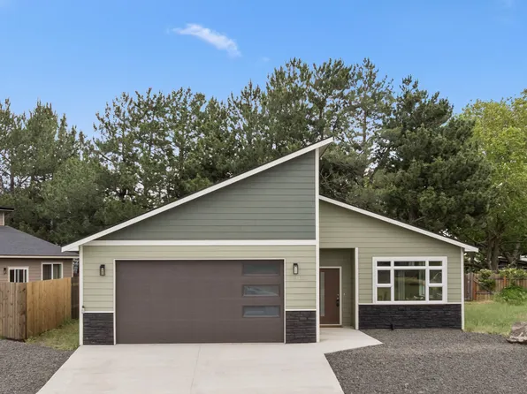 402 Lolly Ln, Dallesport, WA 98617