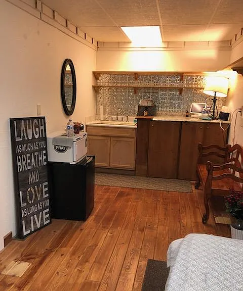 110 E Main St #1 — Photo 7