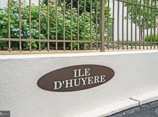 3 Ile Dhuyere, Devon, PA 19333