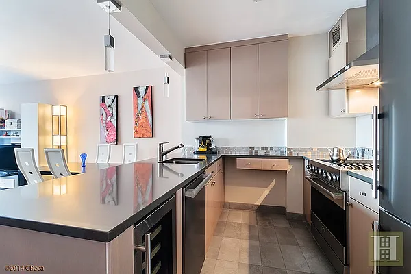 Rented by Halstead Real Estate | media 16