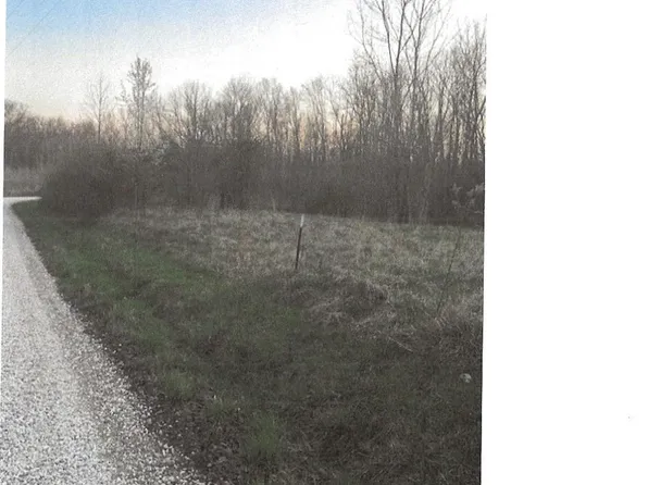 281 N County Road 125 W, Petersburg, IN 47567