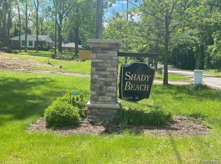 3548 Shady Beach Blvd, West Bloomfield, MI