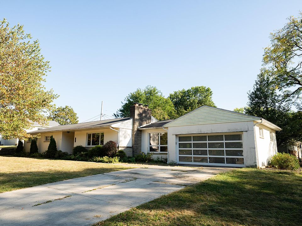 1st image of 155 Wilson Dr