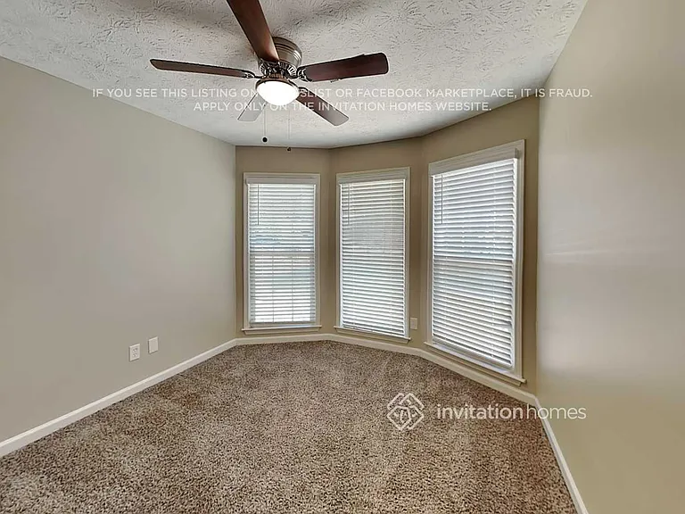 4491 Marci St — Photo 11