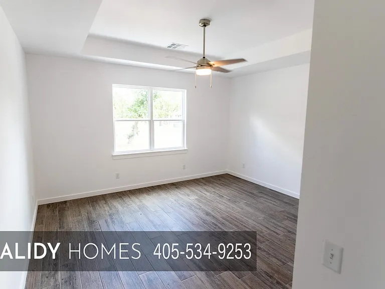 1679 Kalidy Dr — Photo 33