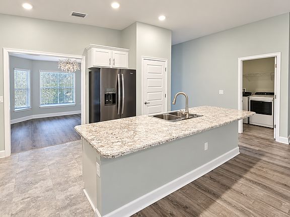 5th image of 1331 Tupelo Cir