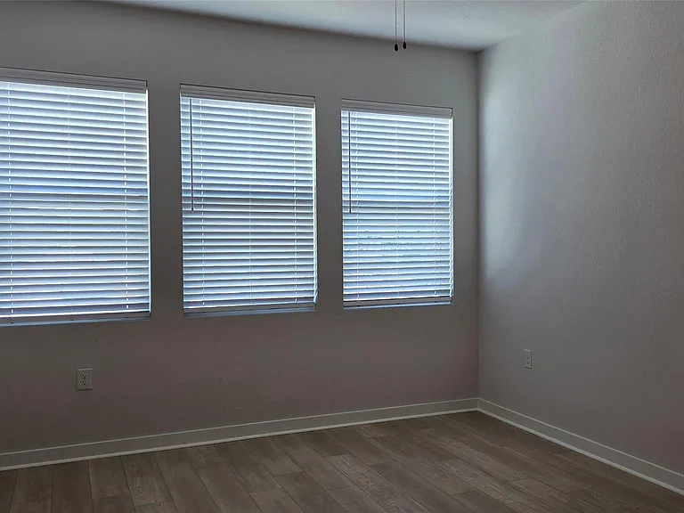 8107 Wilder Rd — Photo 15