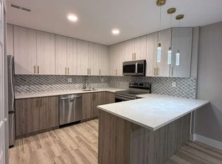 5736 W Cavalier Ct, Bensalem, PA 19020