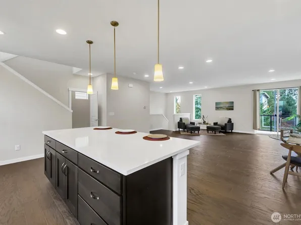14610 36th Avenue NE, Lake Forest Park, WA 98155