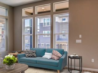 8876 Southurst St, Highlands Ranch, CO 80129