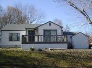 911 Oak St, Morrilton, AR 72110