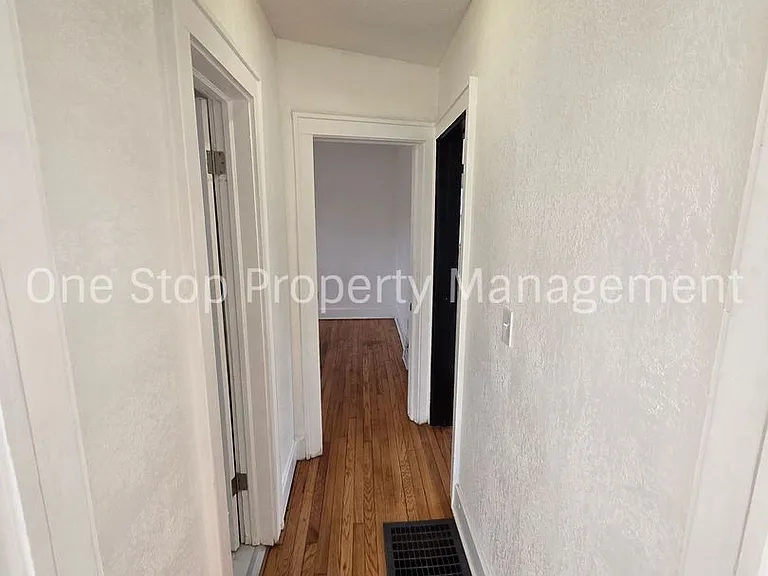1813 E 85th St — Photo 11