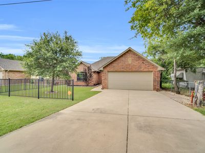 311 W 5th St, Kennedale, TX, 76060