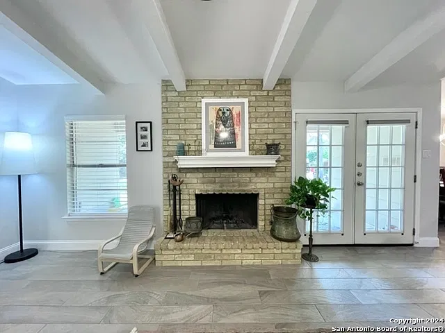 3 bed, 2.0 bath, 1445 sqft, $1,850 — Photo 3